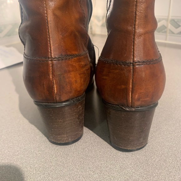 Arnold Churgen Italian Handmade Leather Boots - Picture 5 of 11